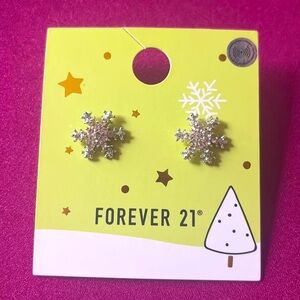 Snowflake earrings